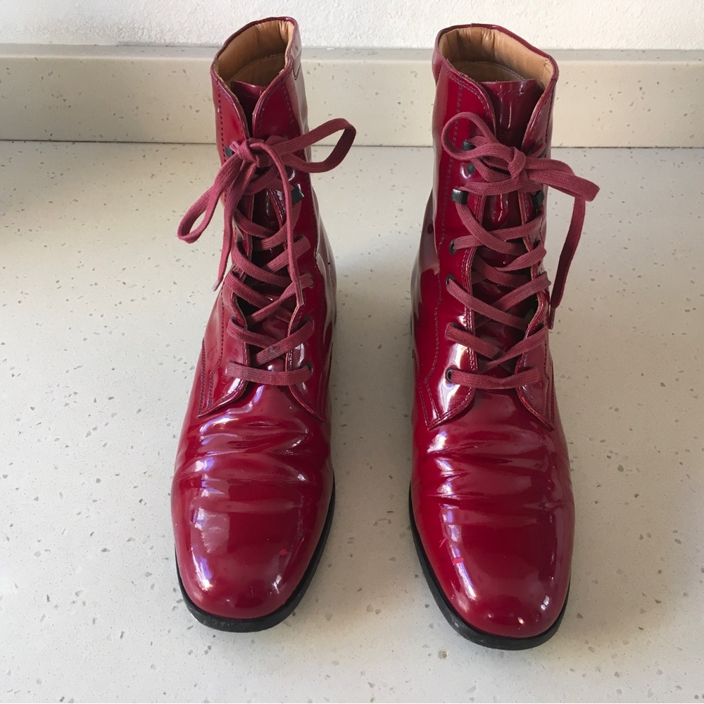 Tod’s Vintage Red Patent Leather Driving Boots Size 8.5/39